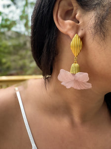 Hibiscus pastel earring